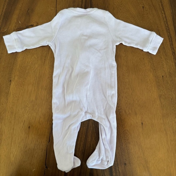 Baby GAP Lavender Ruffled Girl Footed One Piece size 3-6M - Picture 3 of 4